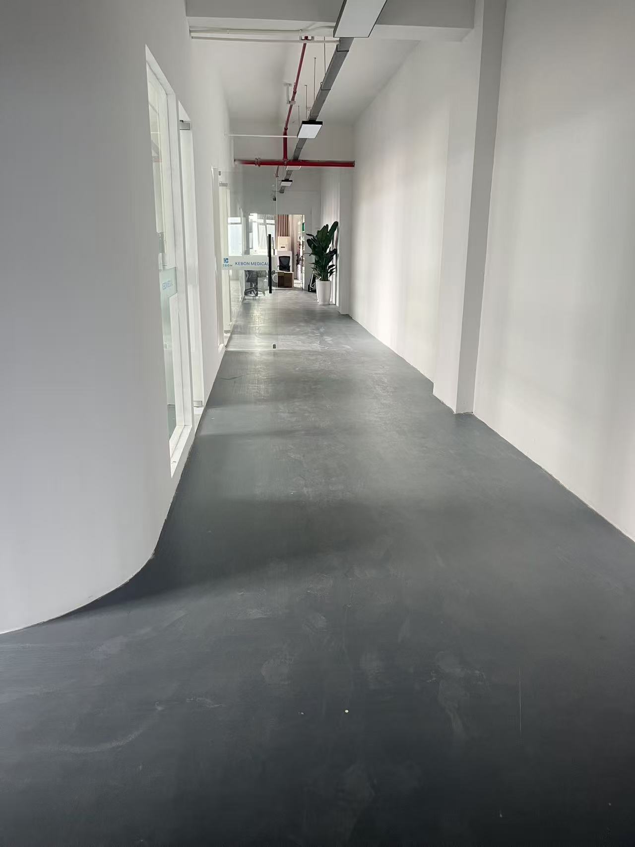 창고를 5,000m²로 확장하여 Yiwu Kebon의 구급 상자 공급 강화